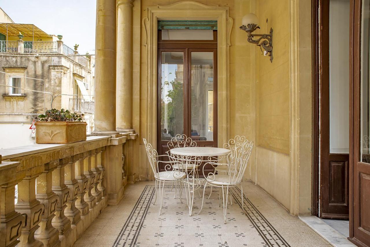 Cavour Apartments By Wonderful Italy Noto Exterior photo